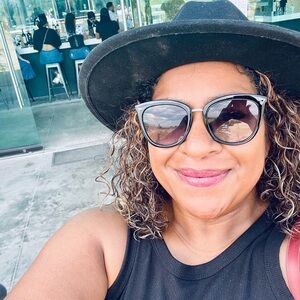 Meet your Posher, Christina